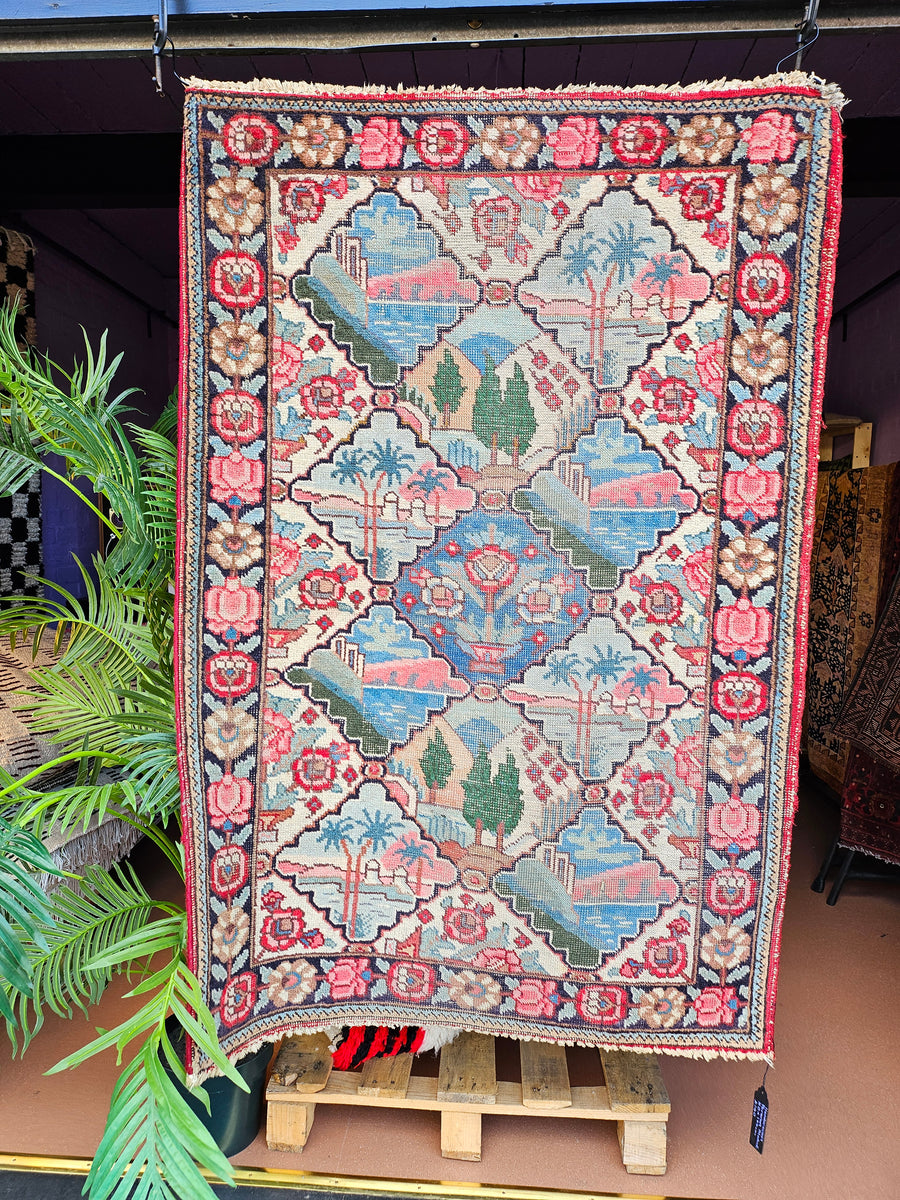 Mansour – How Bizarre Rugs