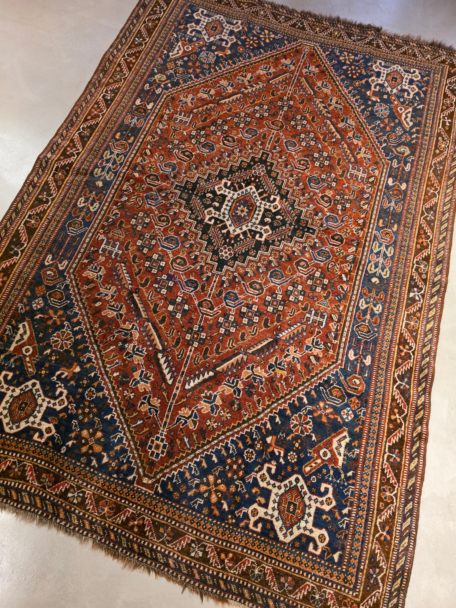 Azar – How Bizarre Rugs