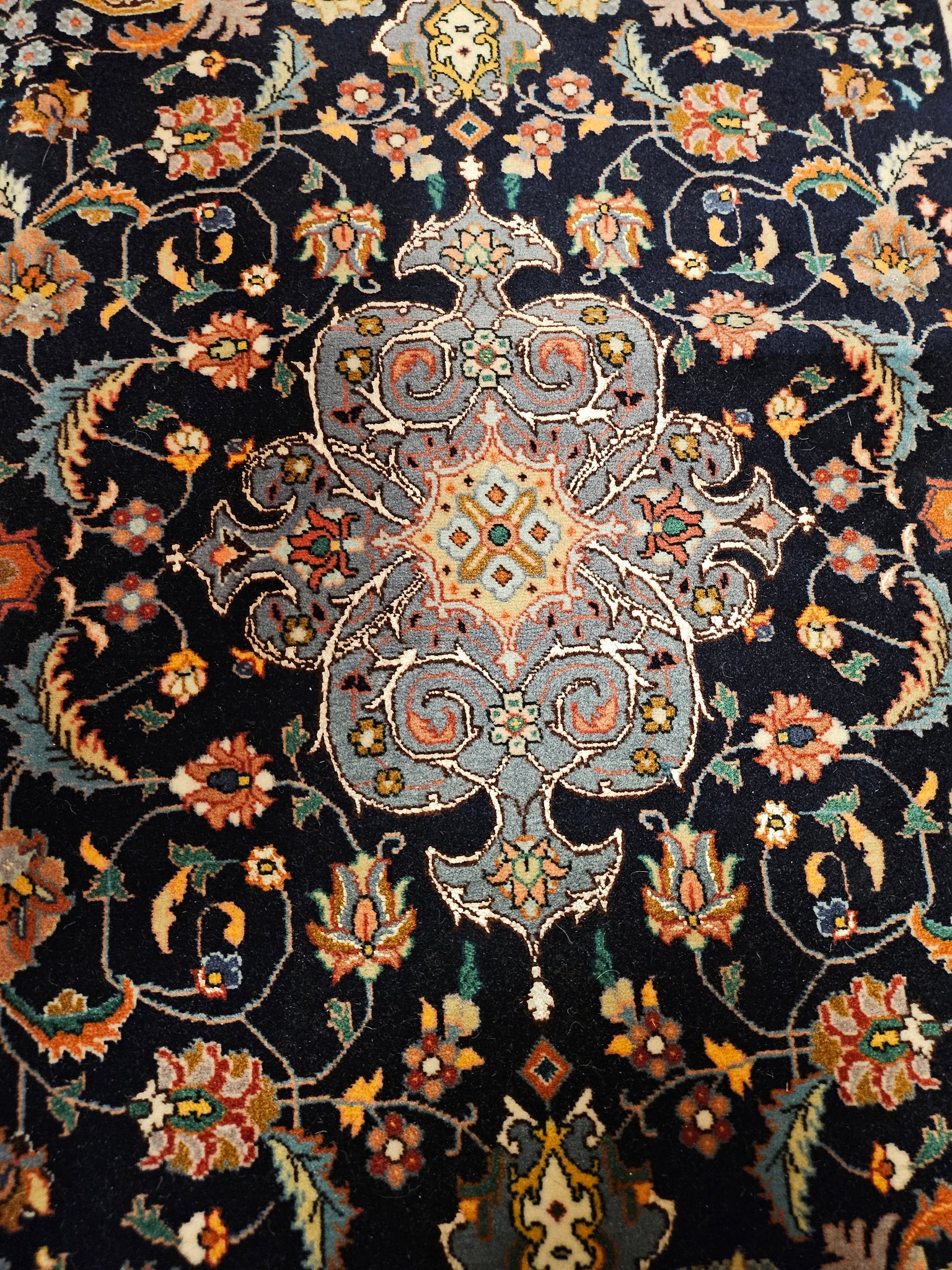 Saman – How Bizarre Rugs