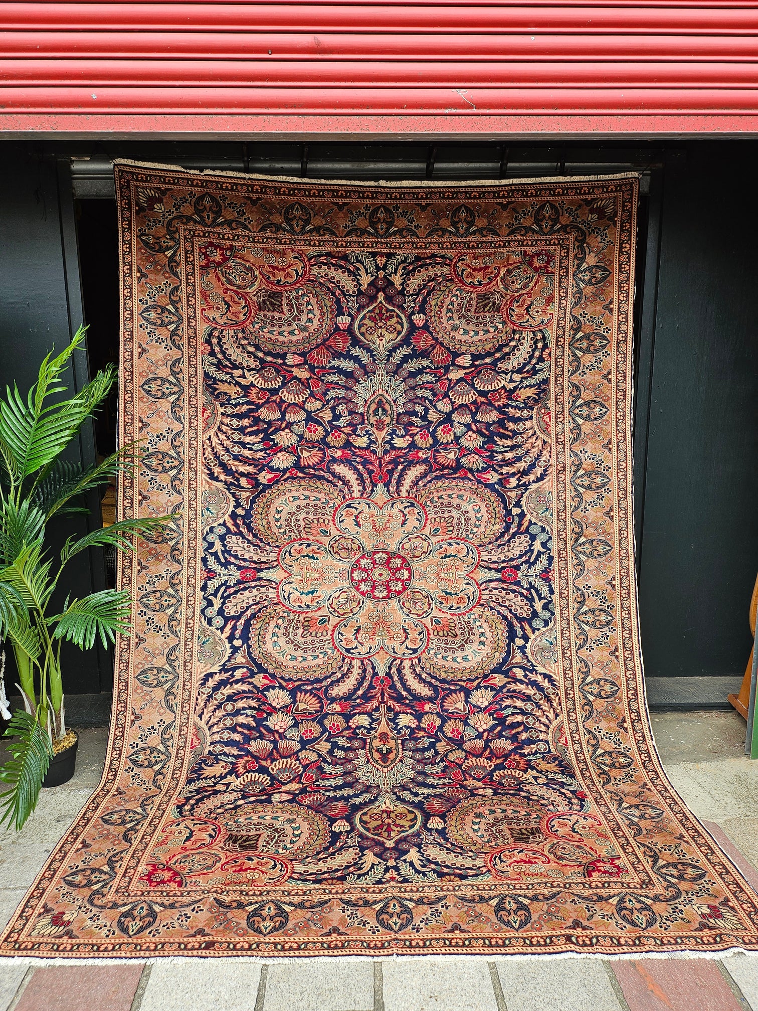 How Bizarre Rugs
